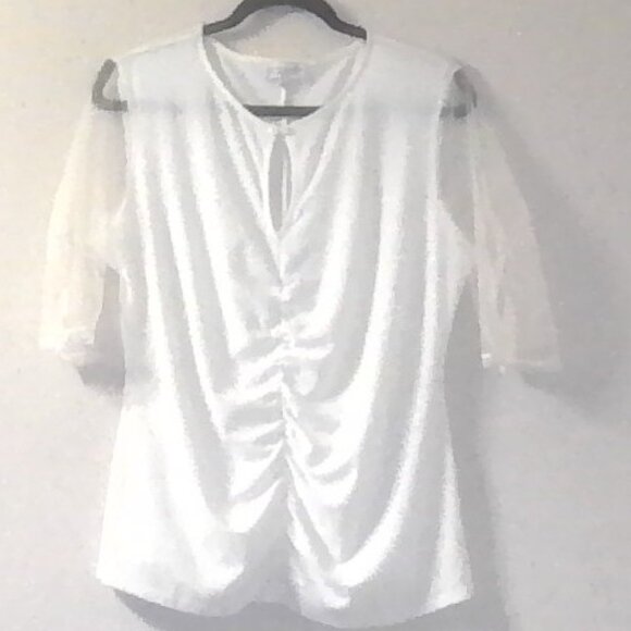 Cute Work Blouse - Picture 1 of 4